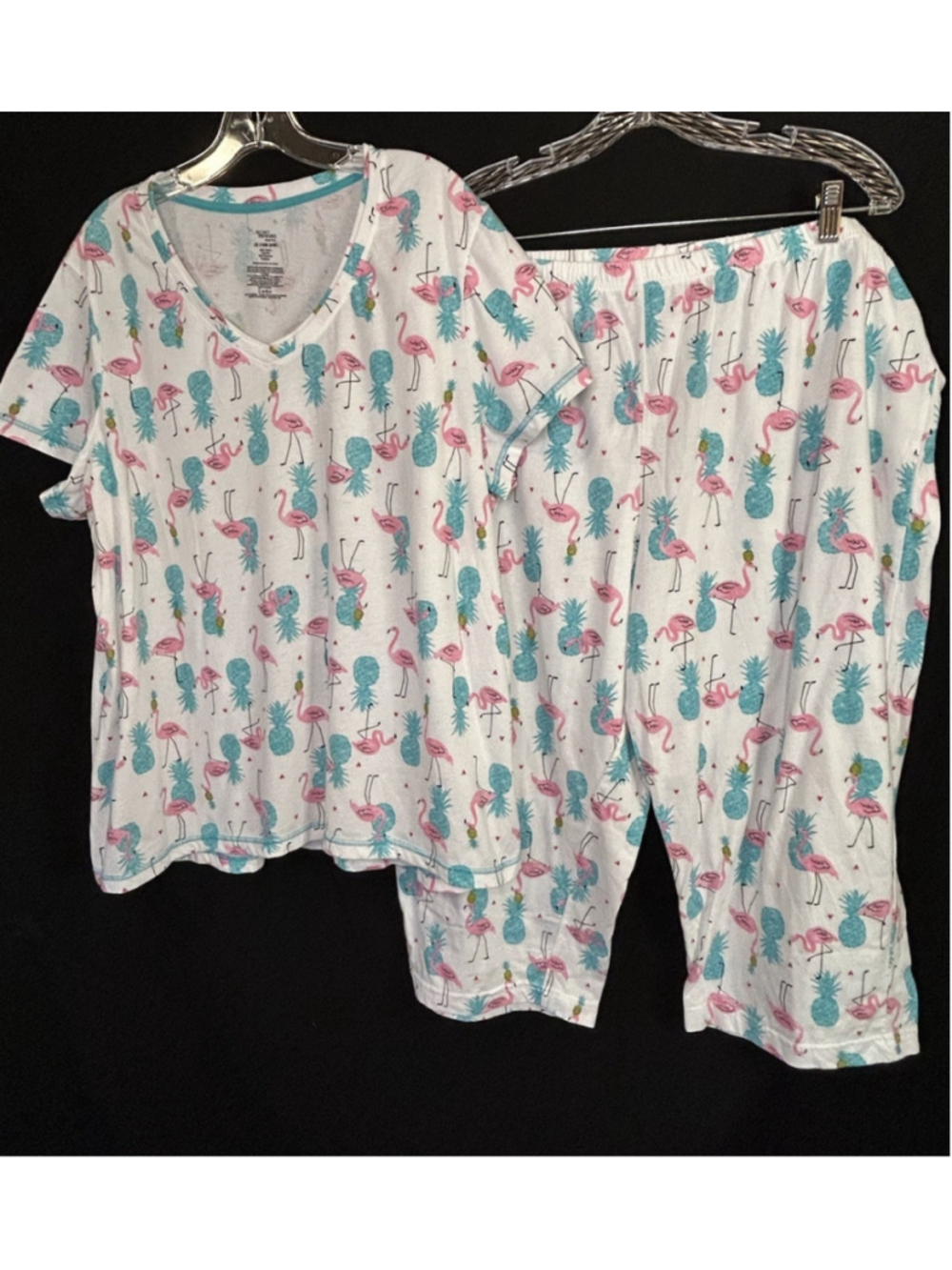 Secret Treasures Lounge Pajamas Set Capri Pants Shirt Pink Flaminos 18/20 Plus - Picture 2 of 9